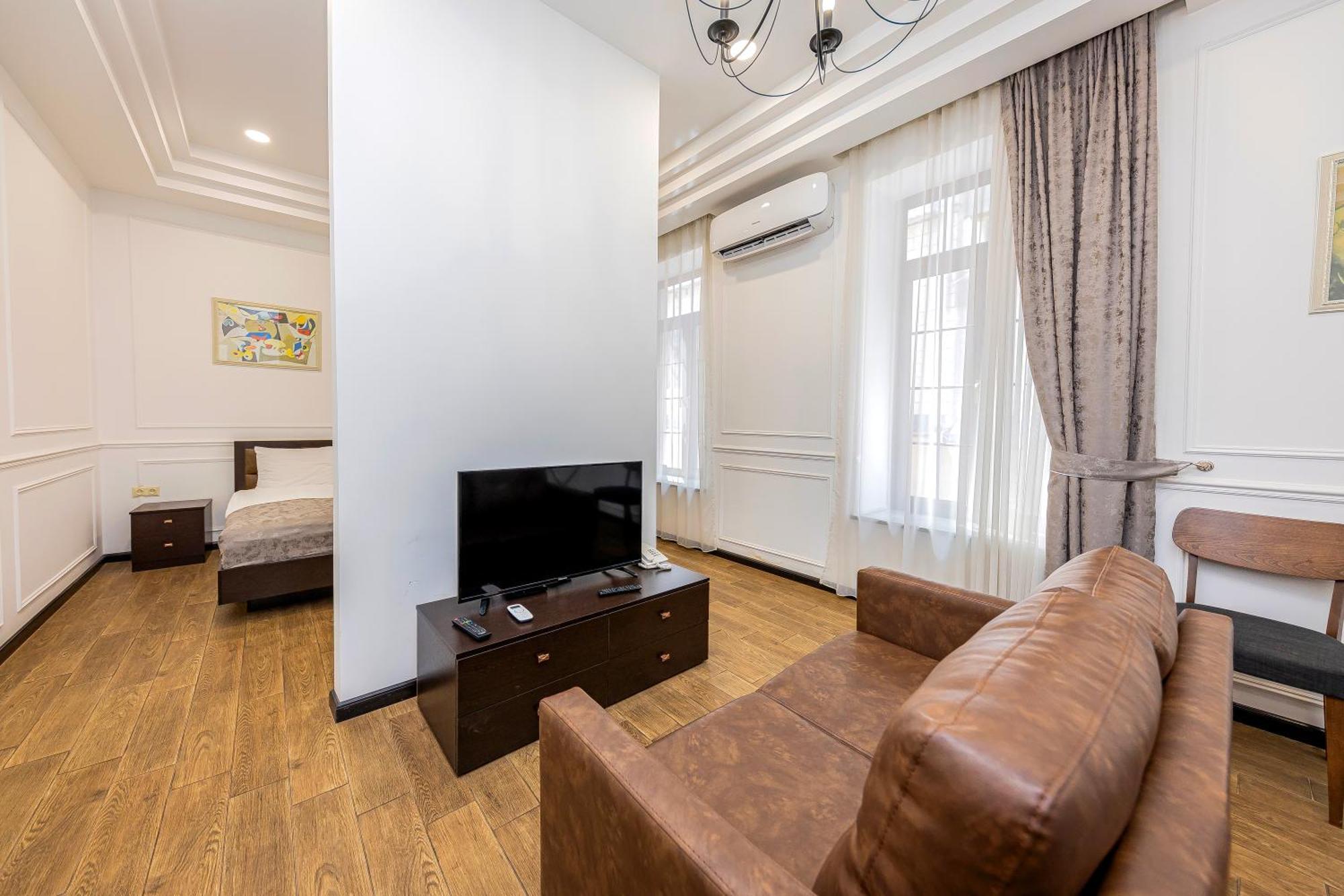 Boutique Living Hotel Erivan Dış mekan fotoğraf