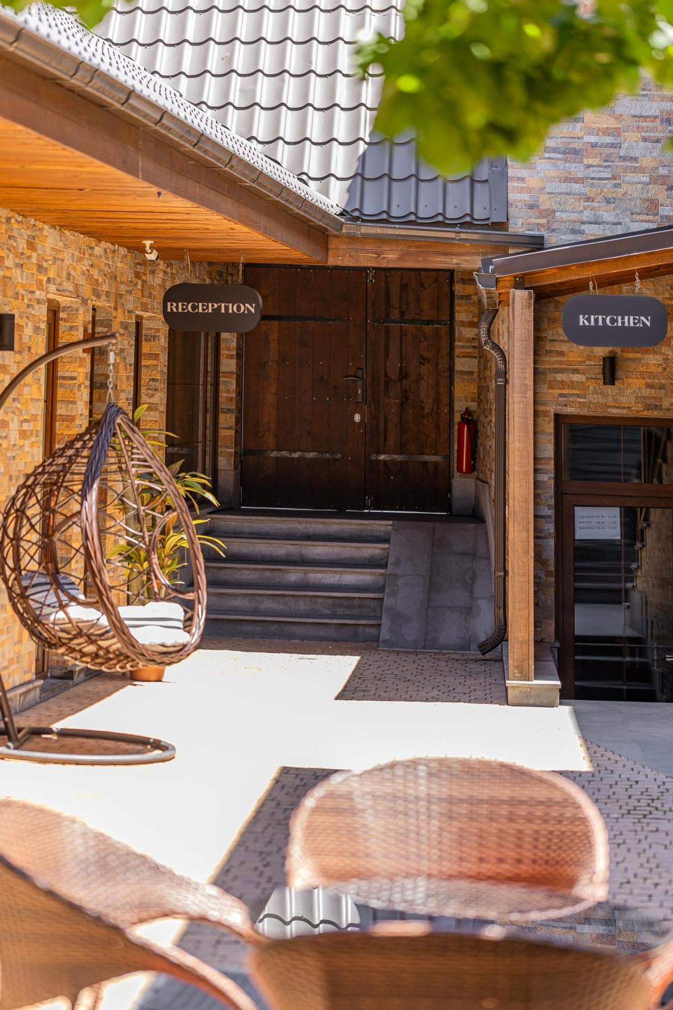 Boutique Living Hotel Erivan Dış mekan fotoğraf