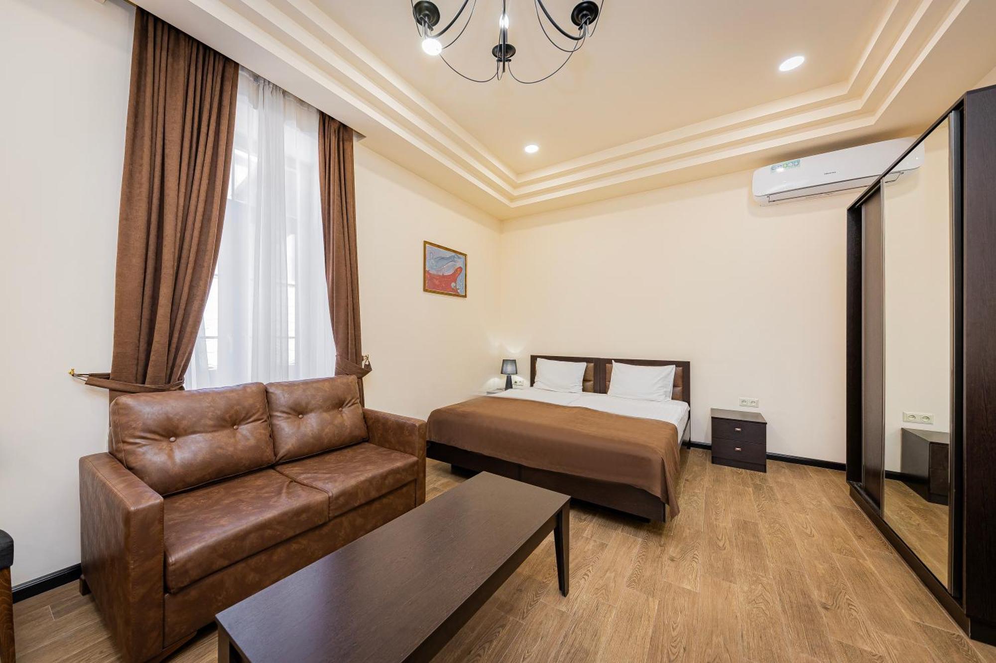 Boutique Living Hotel Erivan Dış mekan fotoğraf