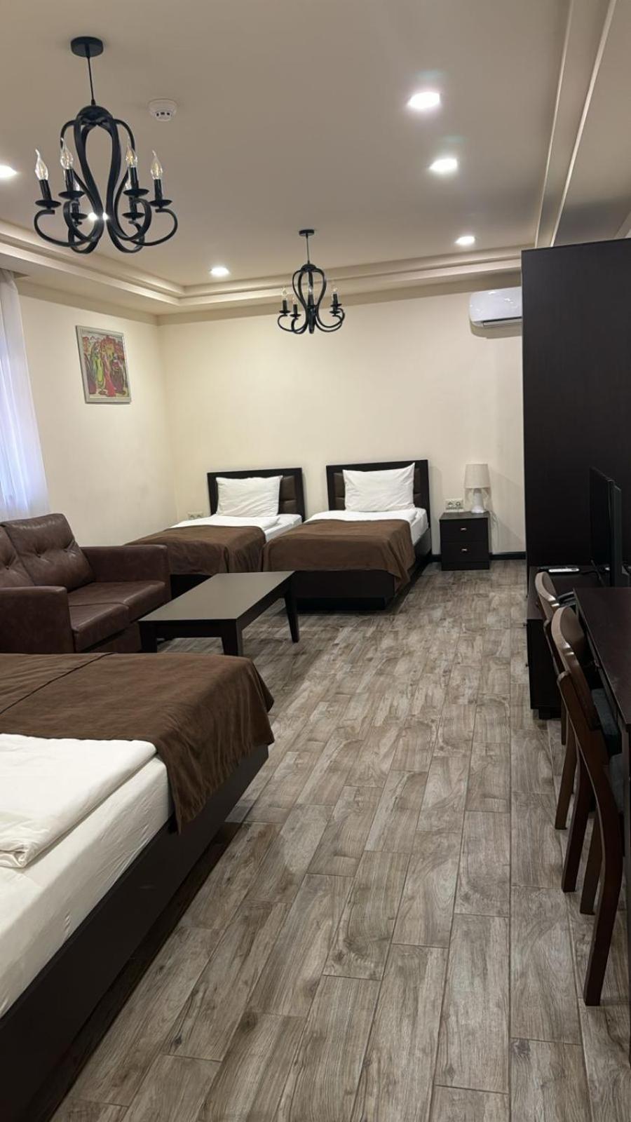 Boutique Living Hotel Erivan Dış mekan fotoğraf