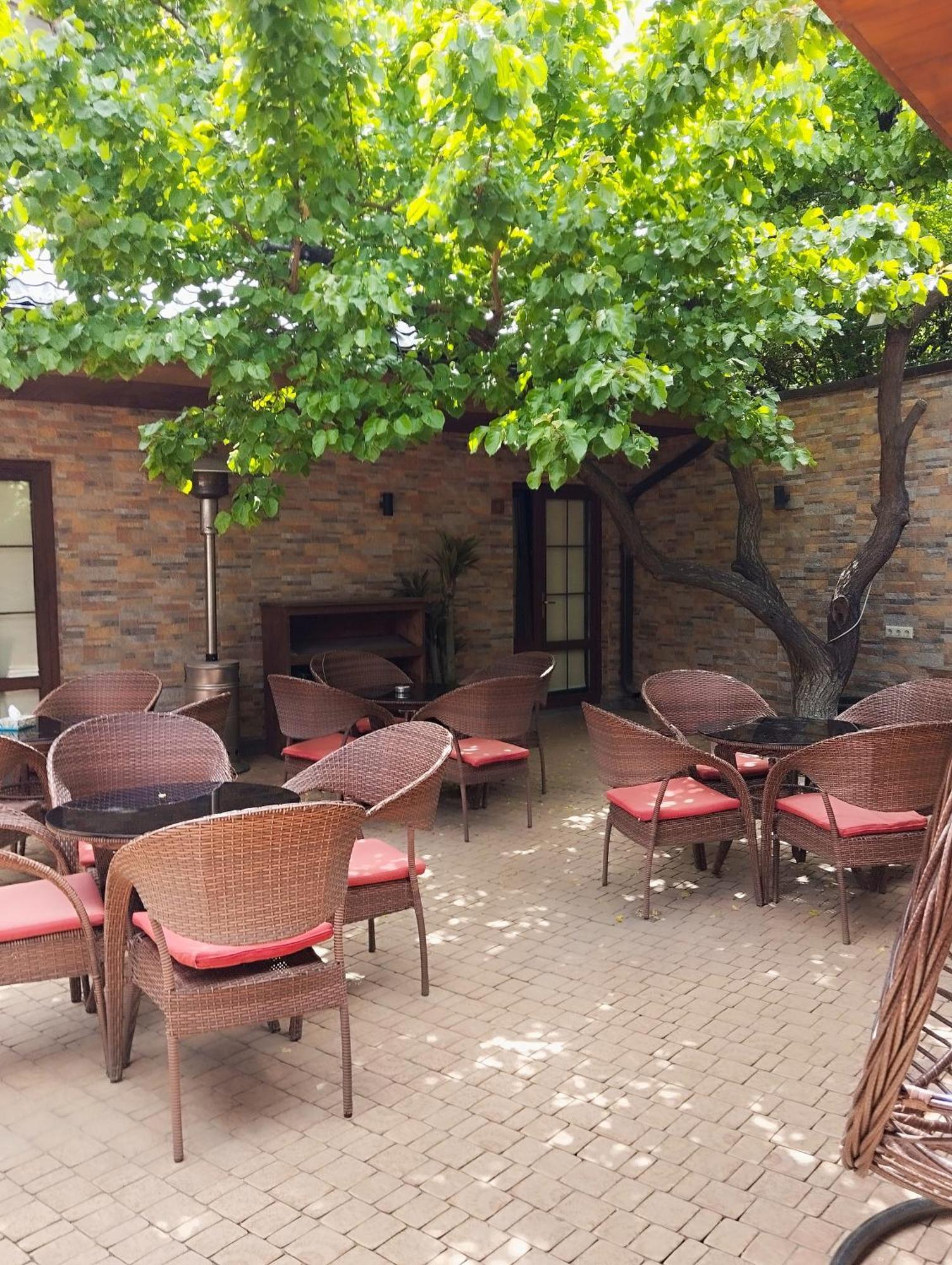 Boutique Living Hotel Erivan Dış mekan fotoğraf